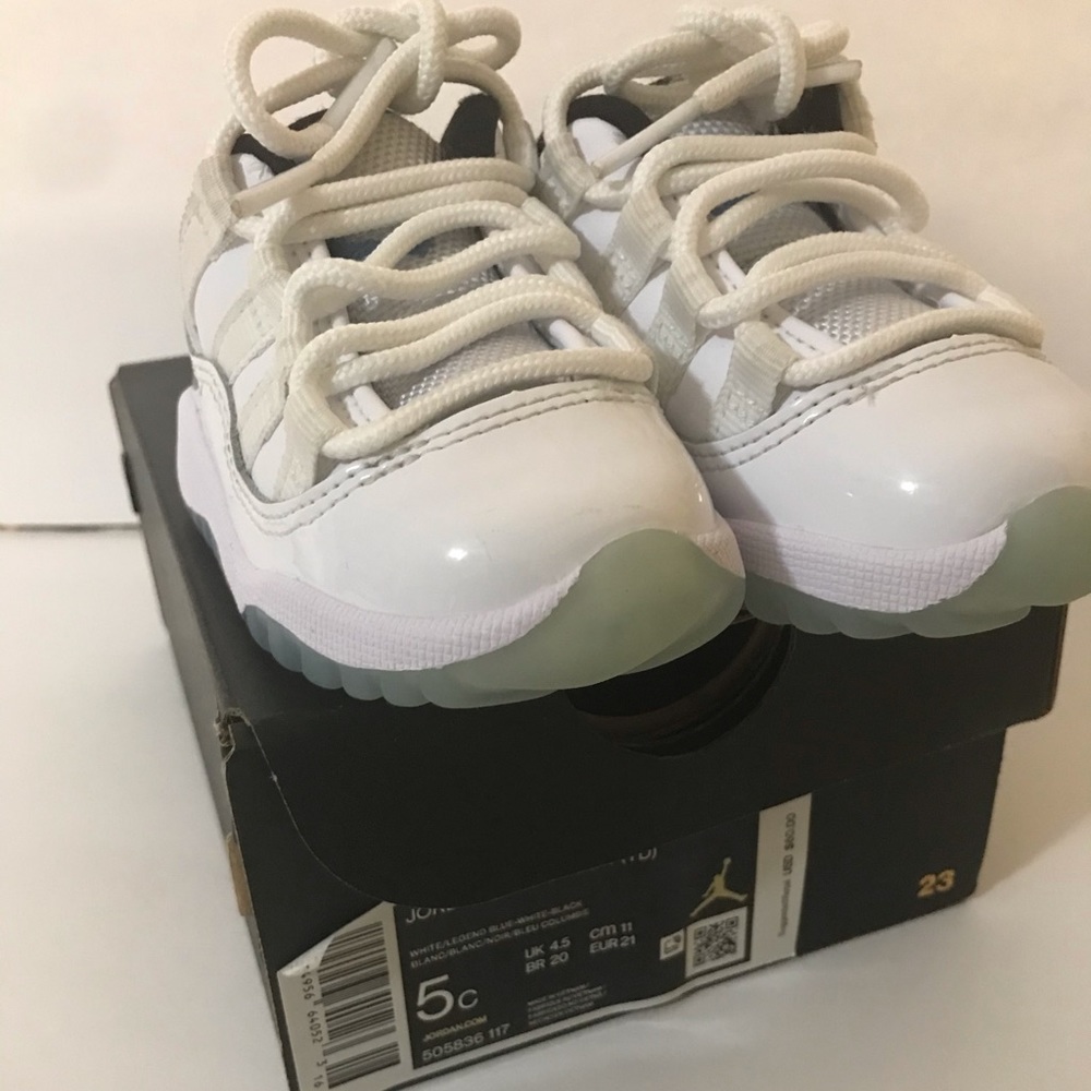 3 pair of Jordans
